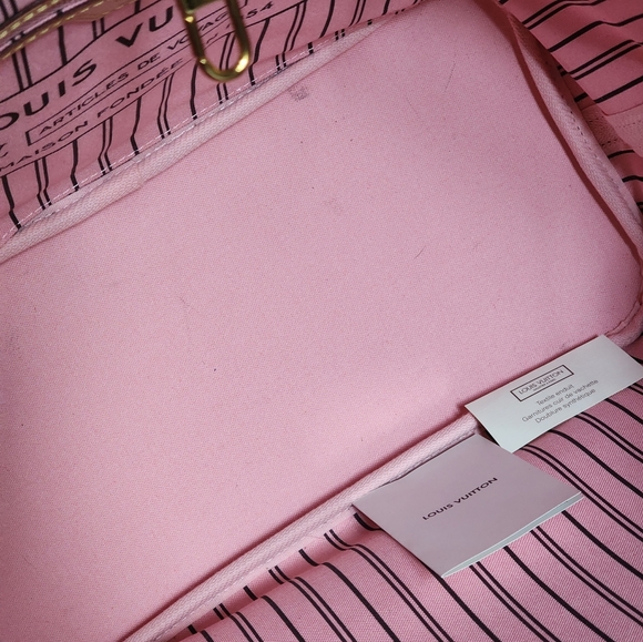 Authentic Louis vuitton Monogram jungle dot neverfull bag - Picture 14 of 16